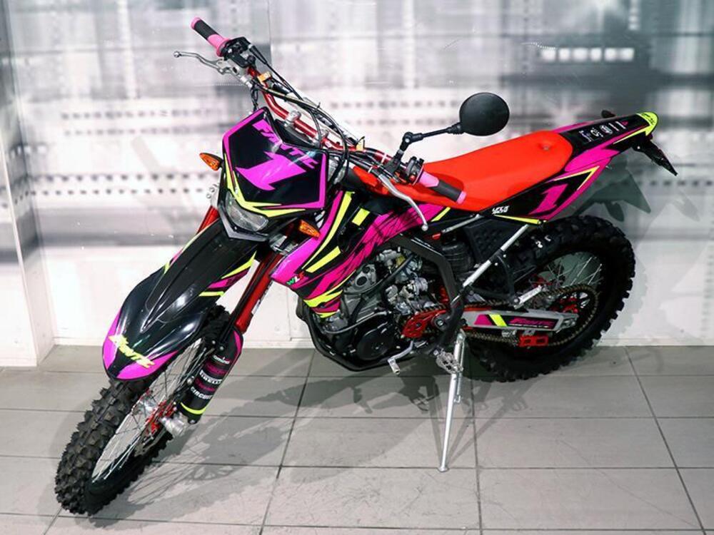 Fantic Motor Enduro 250 E Casa 4t (2017) (2)