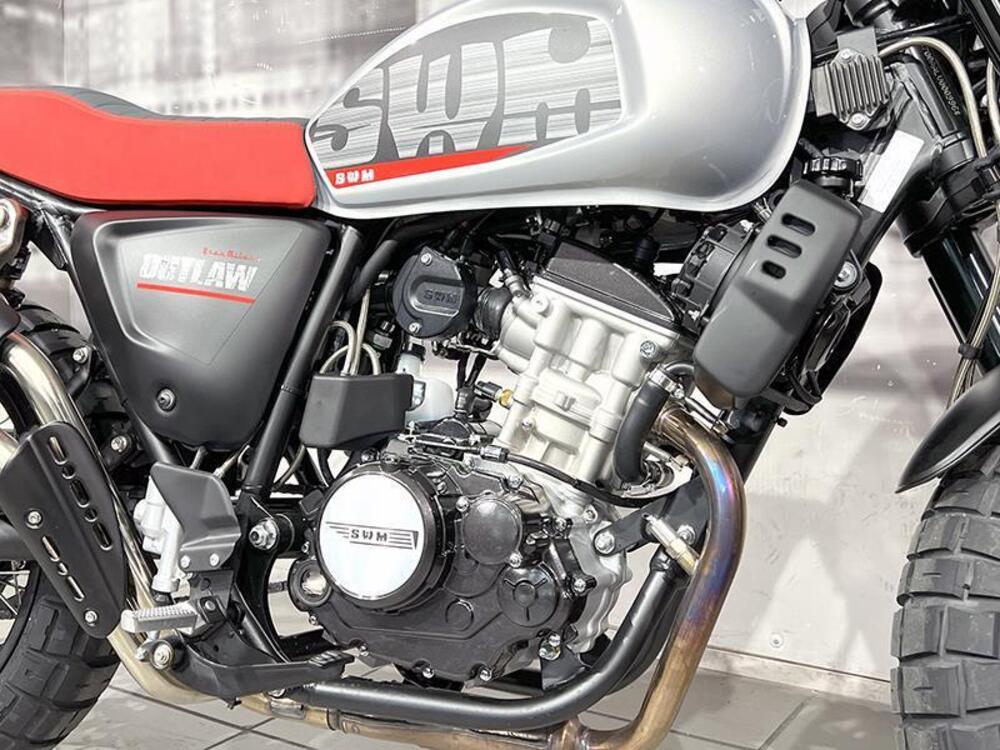 Swm Outlaw 125 (2019 - 20) (4)