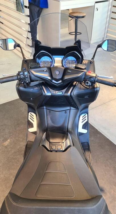 Yamaha T-Max 560 Tech Max (2021) (3)