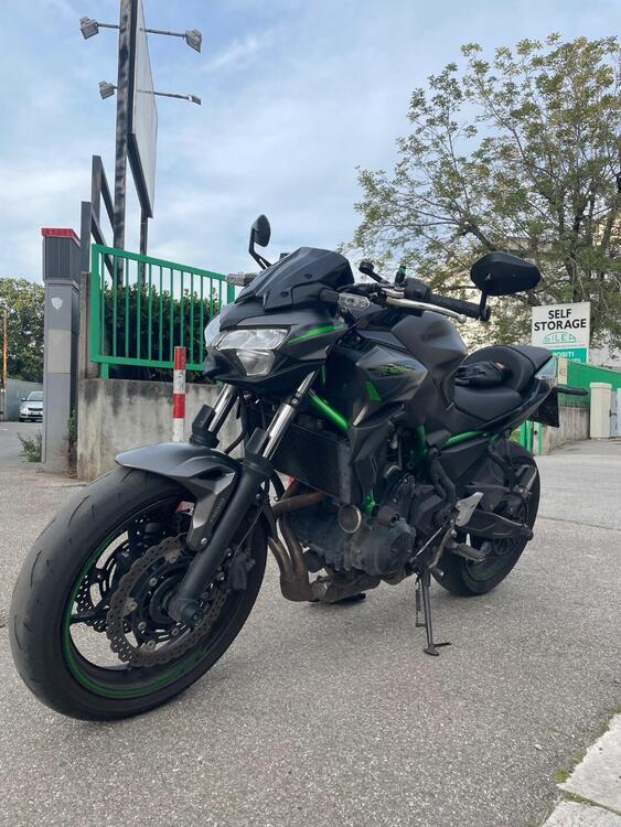 Kawasaki Z 650 (2021 - 24) (2)