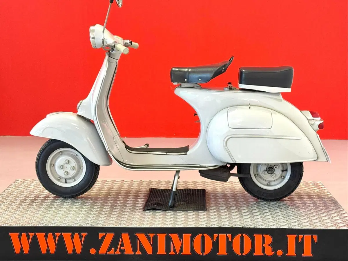 Piaggio VESPA 125 VNB5T (5)