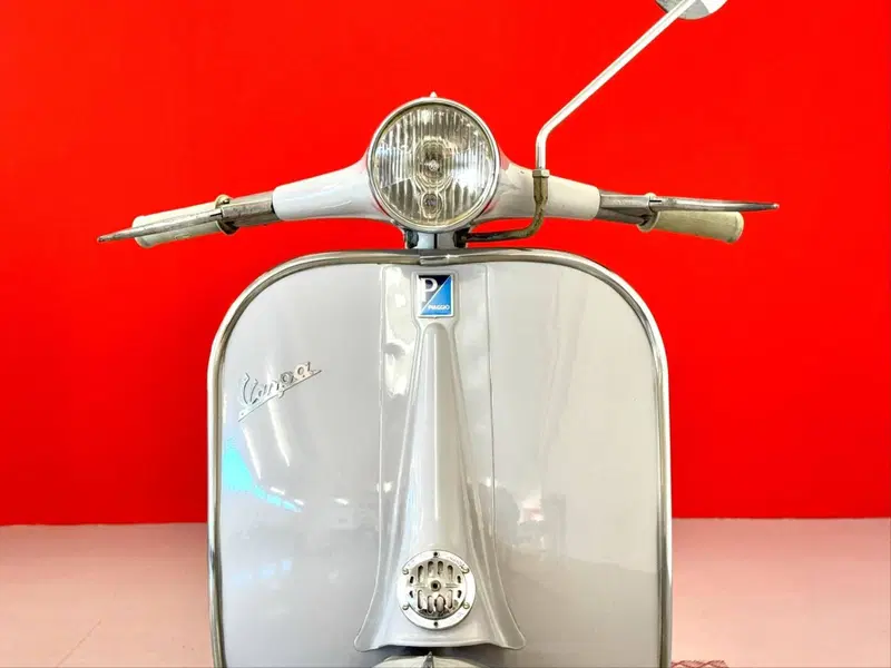 Piaggio VESPA 125 VNB5T (17)