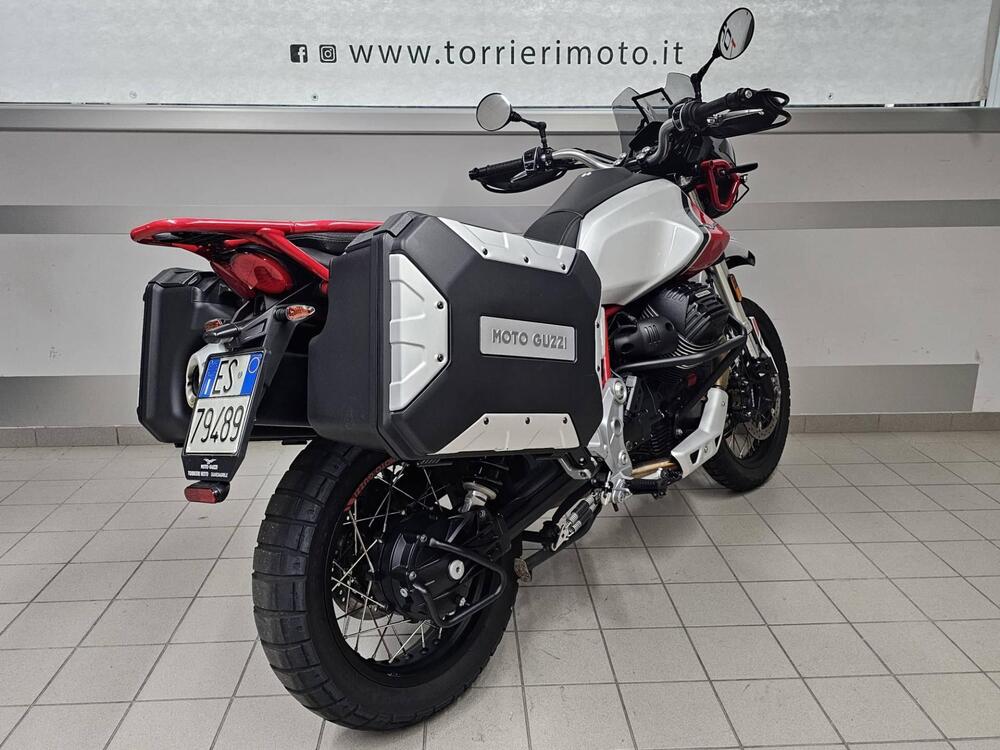 Moto Guzzi V85 TT Evocative Graphics (2019 - 20) (5)