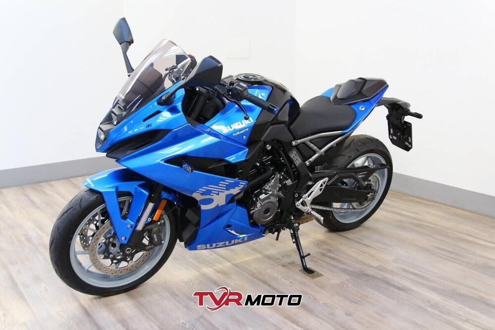 Suzuki GSX-8R (2024 - 25) (5)