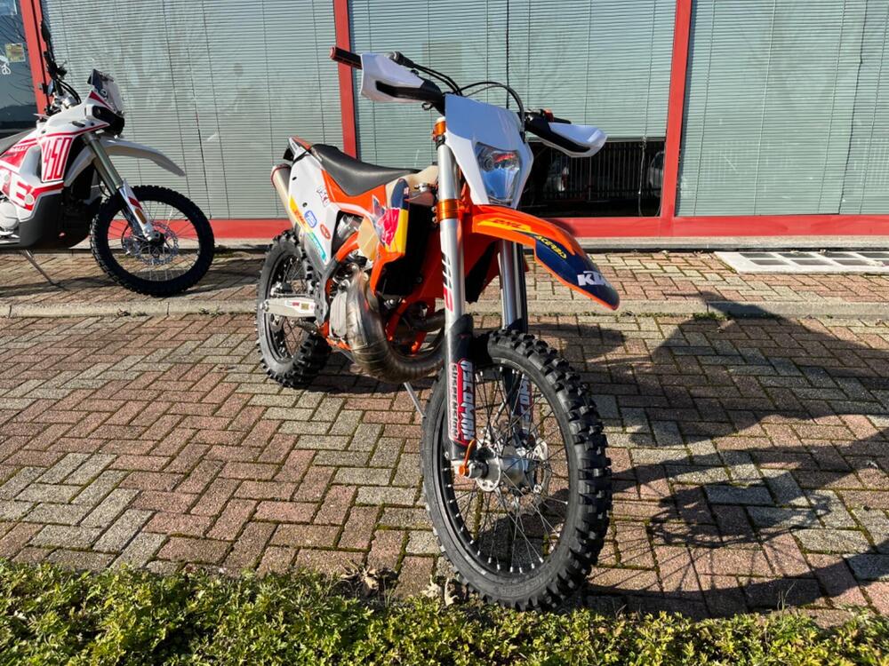 KTM 300 EXC E Six Days TPI (2020) (3)