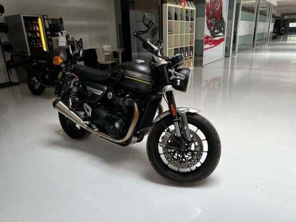 Triumph Speed Twin 1200 (2021 - 24) (2)