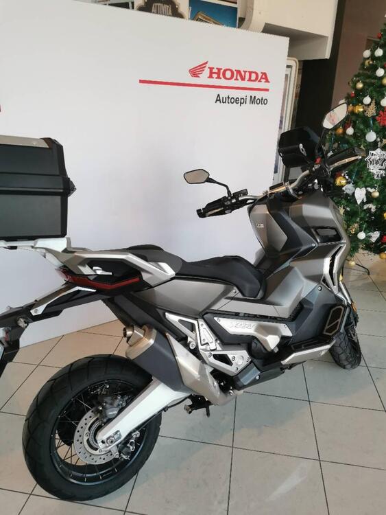 Honda X-ADV 750 (2017) (3)