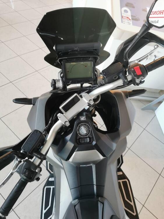 Honda X-ADV 750 (2017) (5)