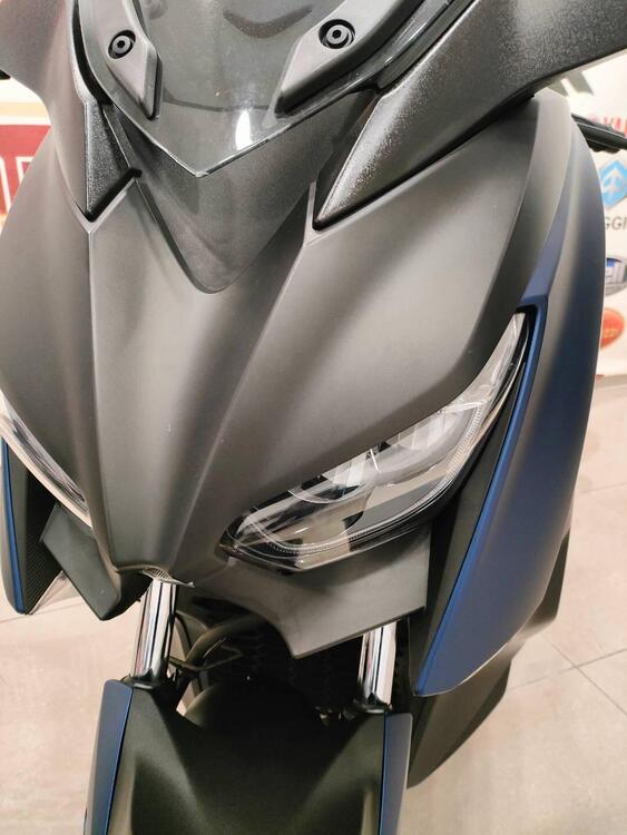 Yamaha X-Max 300 ABS (2017 - 20) (4)