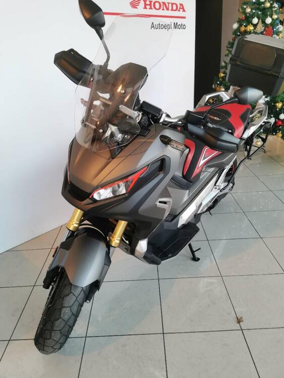 Honda X-ADV 750 (2017) (3)