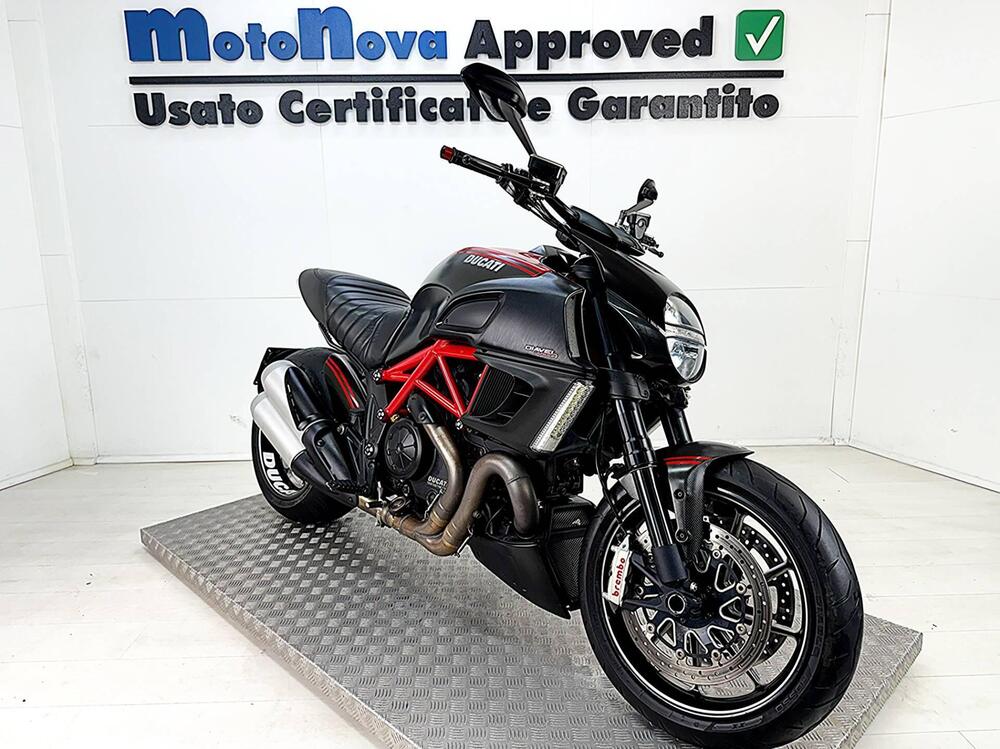 Ducati Diavel 1200 Carbon (2010 - 13) (3)