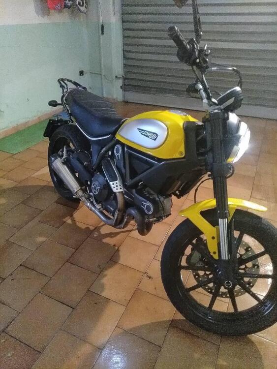 Ducati Scrambler 800 Icon (2015 - 16)