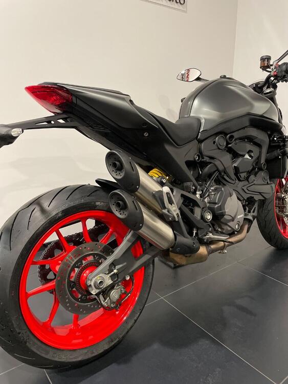 Ducati Monster 937 + (2021 - 25) (5)