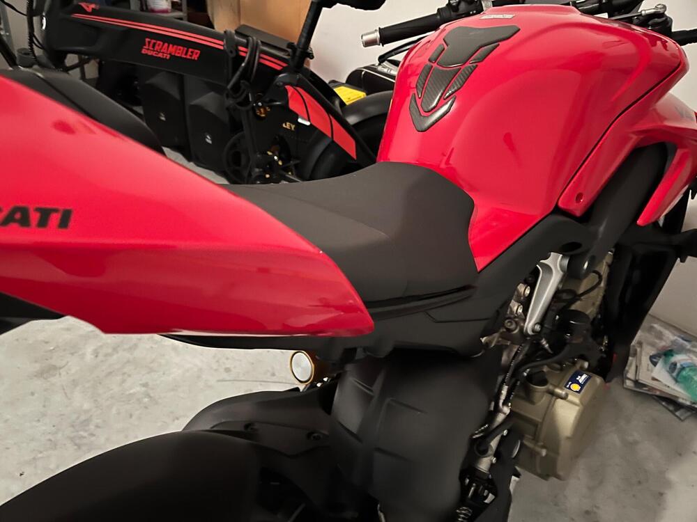 Ducati Streetfighter V4 (2023 - 24) (4)