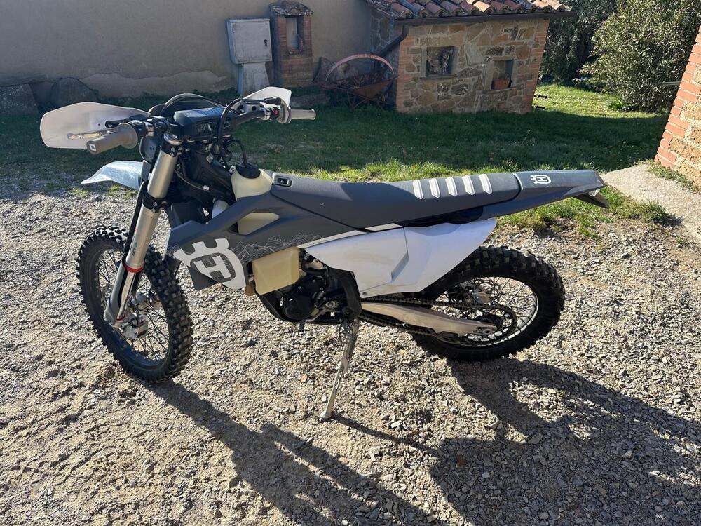 Husqvarna FE 350 Pro (2024) (2)