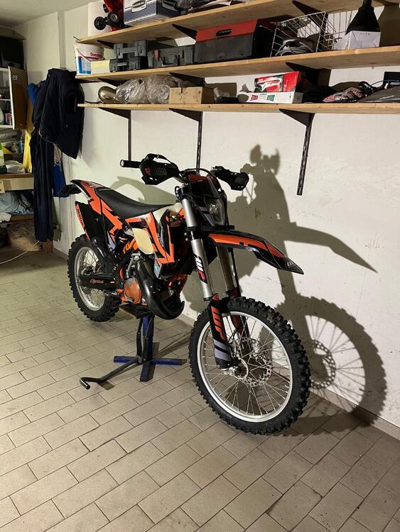 KTM 125 EXC (2016) (3)