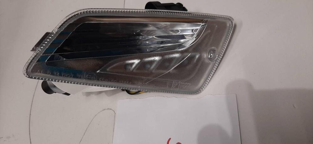 FRECCIA ANTERIORE DX PER VESPA GTS 300 MY 2020/202 (4)