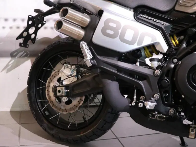Benelli Leoncino 800 (2022 - 26) (4)