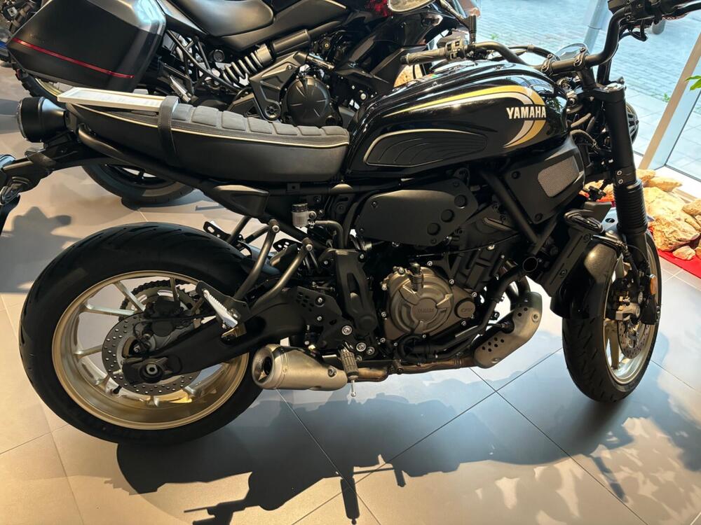 Yamaha XSR 700 (2022 - 25) (2)