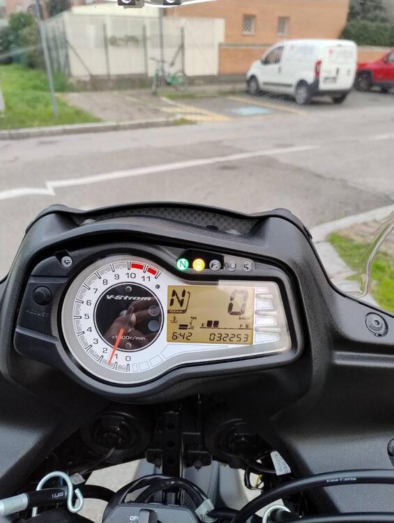 Suzuki V-Strom 650XT ABS (2015 - 17) (4)