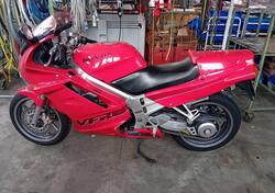 Honda VFR 750 F (1990 - 93) usata