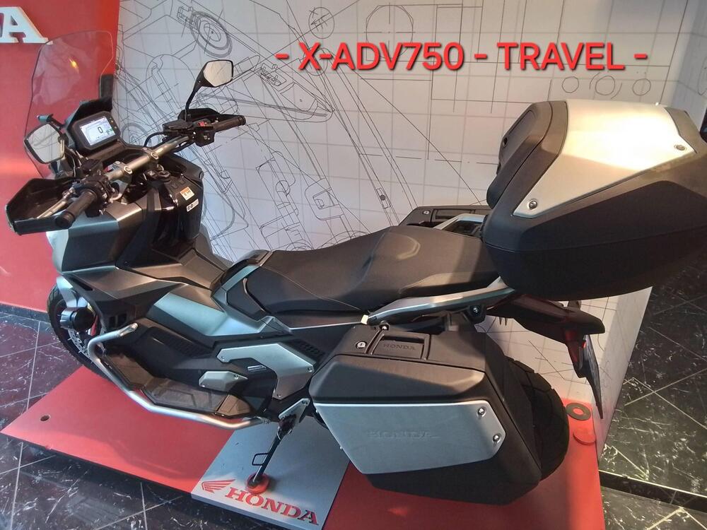 Honda X-ADV 750 DCT Travel (2021 - 24) (3)