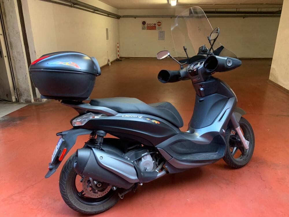 Piaggio Beverly 350 SportTouring ie ABS (2011 - 17) (2)