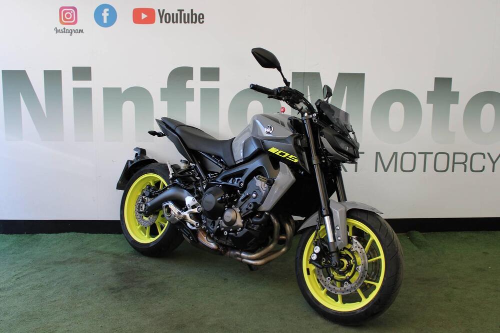 Yamaha MT-09 (2017 - 20) (2)