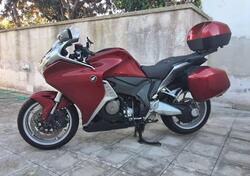 Honda VFR 1200 F ABS (2009 - 16) usata