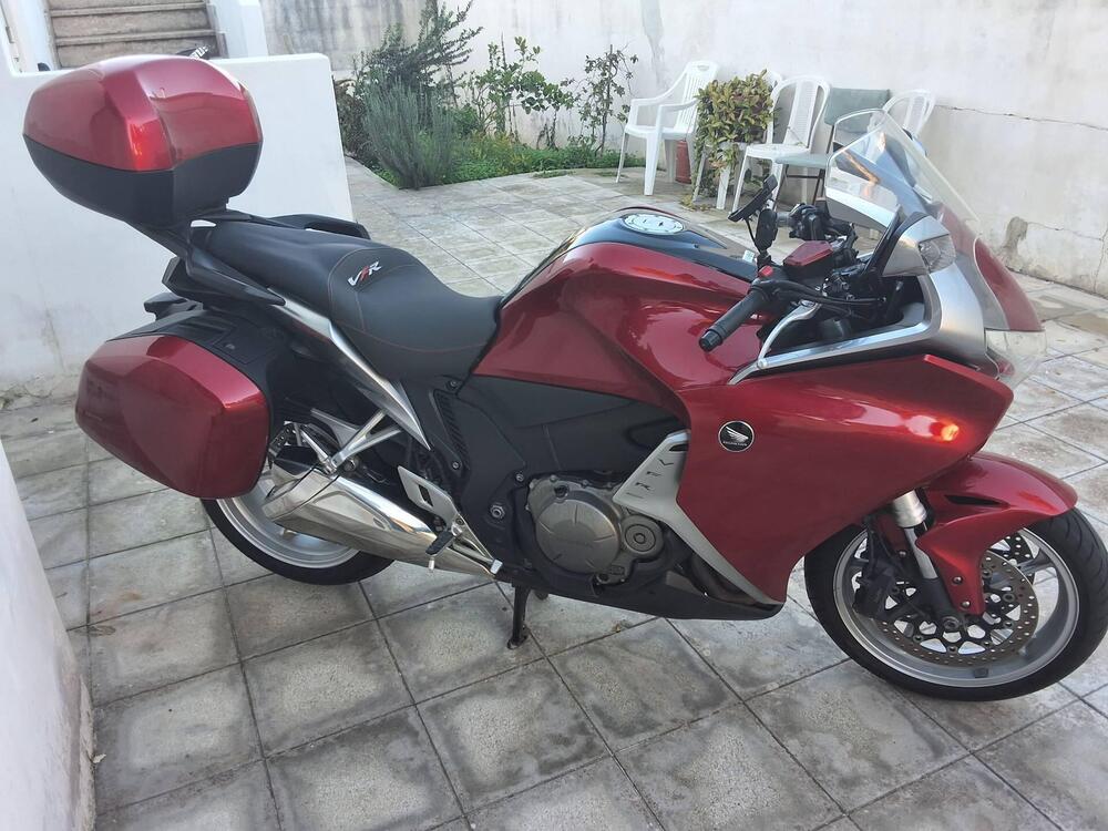 Honda VFR 1200 F ABS (2009 - 16) (3)