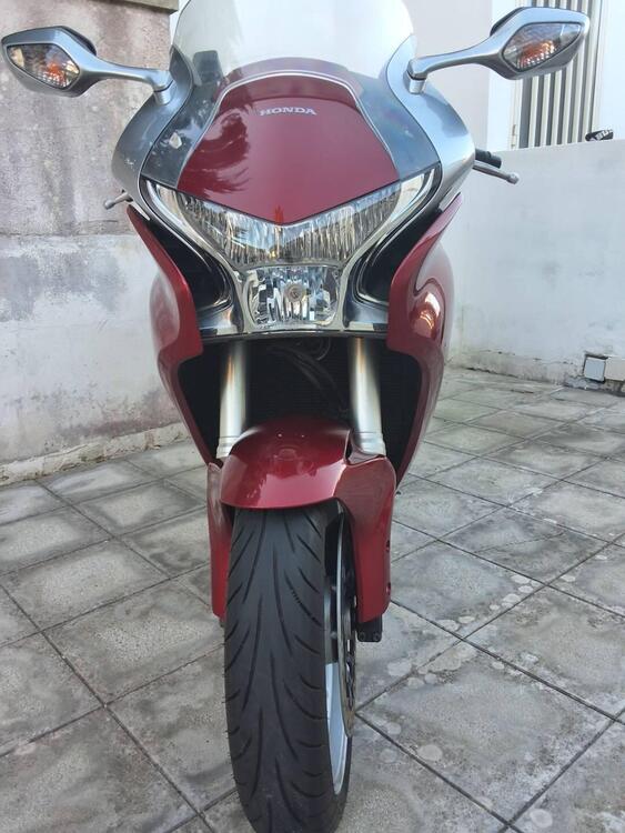 Honda VFR 1200 F ABS (2009 - 16) (4)