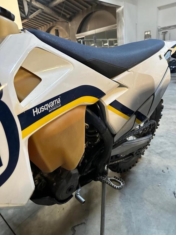 Husqvarna FE 350 (2020) (2)