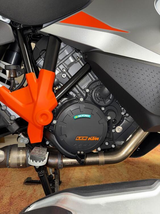 KTM 1290 Super Adventure S (2022 - 24) (4)