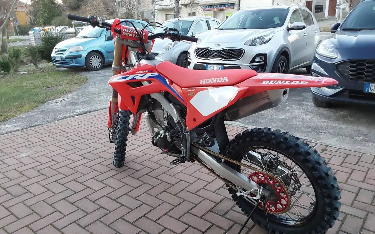 Honda CRF 450R (2022)