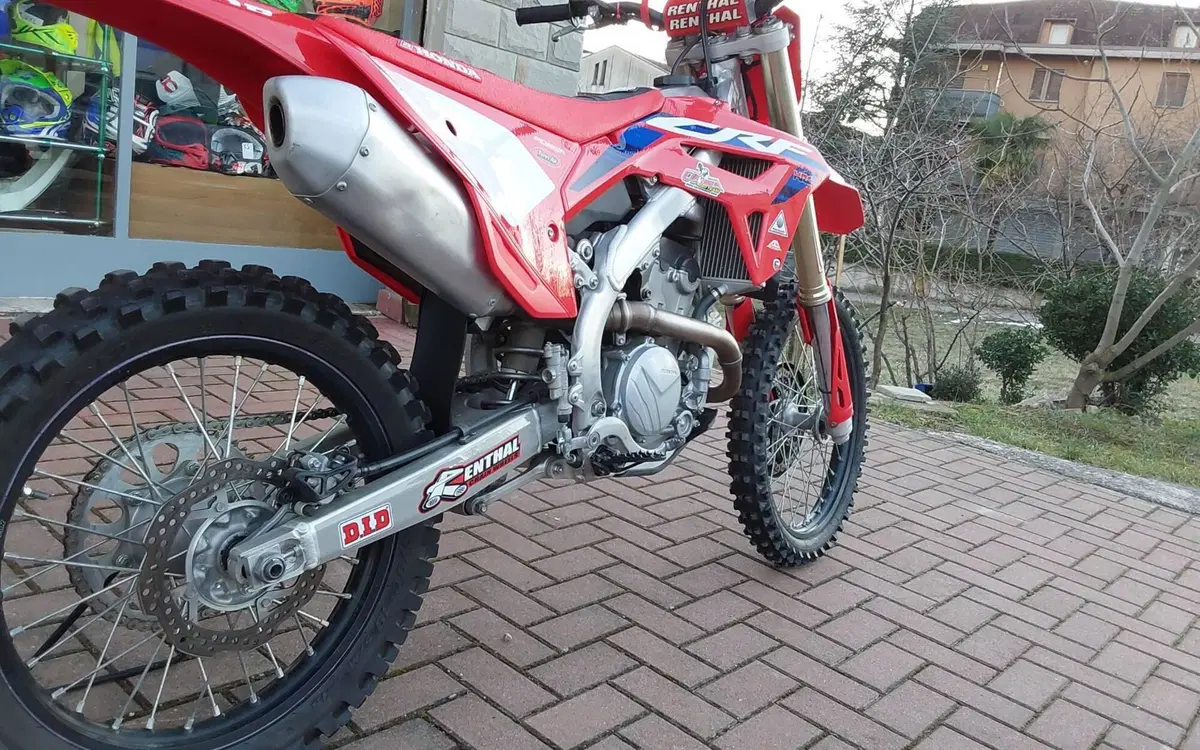 Honda CRF 250R (2022) (6)
