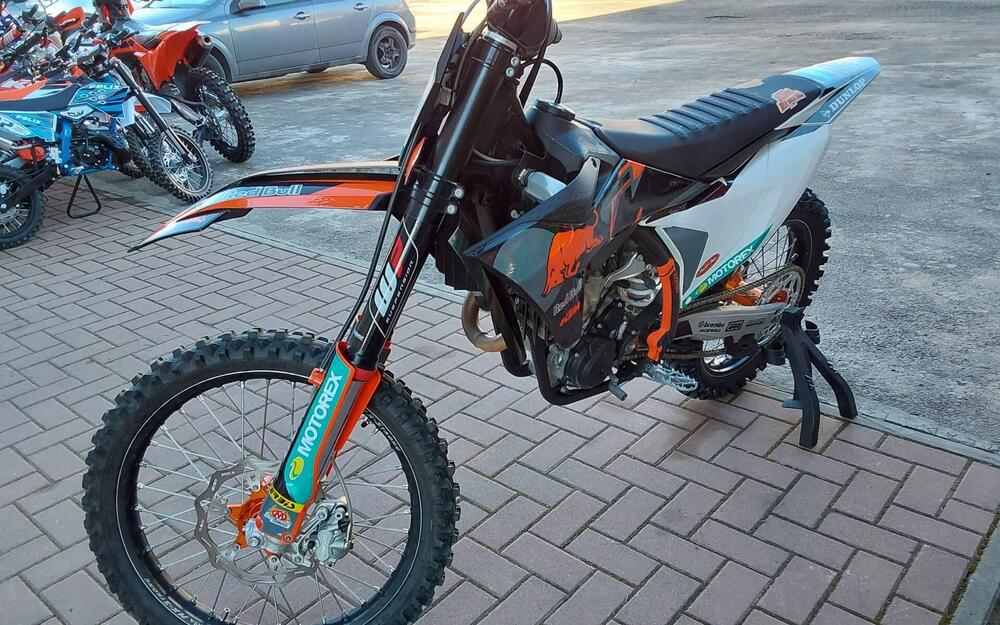 KTM 250 SX-F (2023) (4)