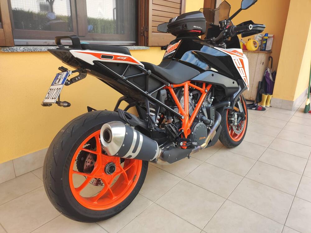 KTM 1290 Super Duke GT (2021) (5)