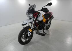 Moto Guzzi V85 TT Evocative Graphics (2021 - 23) usata