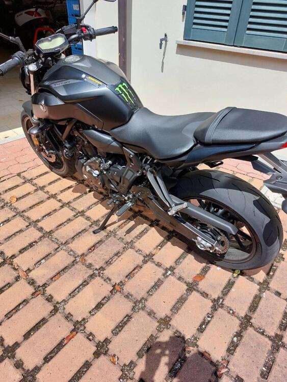 Yamaha MT-07 (2018 - 20) (3)