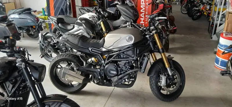 Benelli Leoncino 800 (2022 - 26)