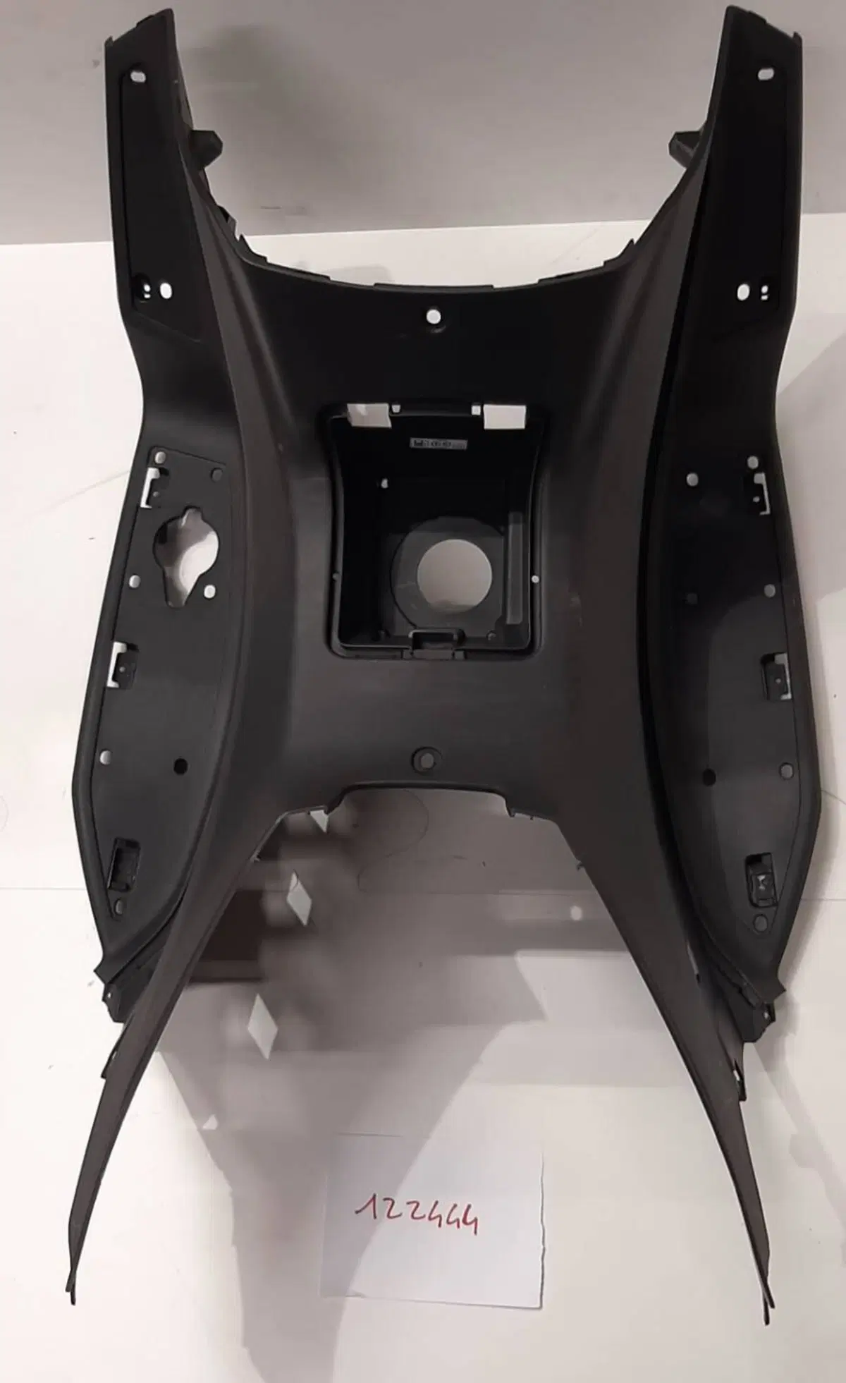 PEDANA POGGIA PIEDI PER SYM JOYMAX Z + 300