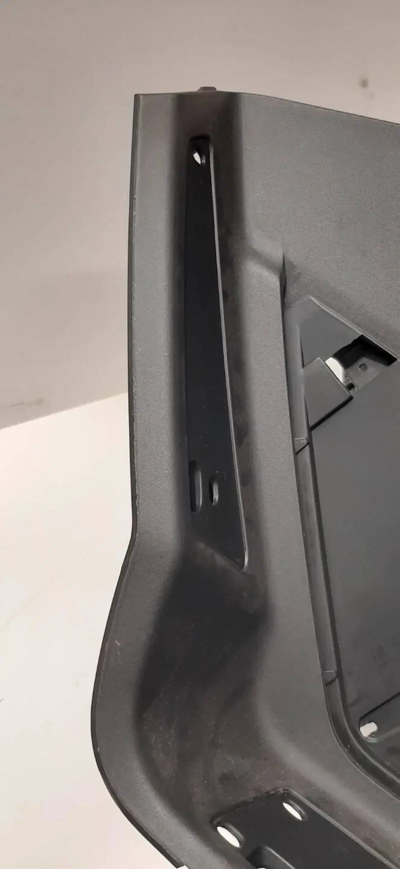 PEDANA POGGIA PIEDI PER SYM JOYMAX Z + 300 (4)