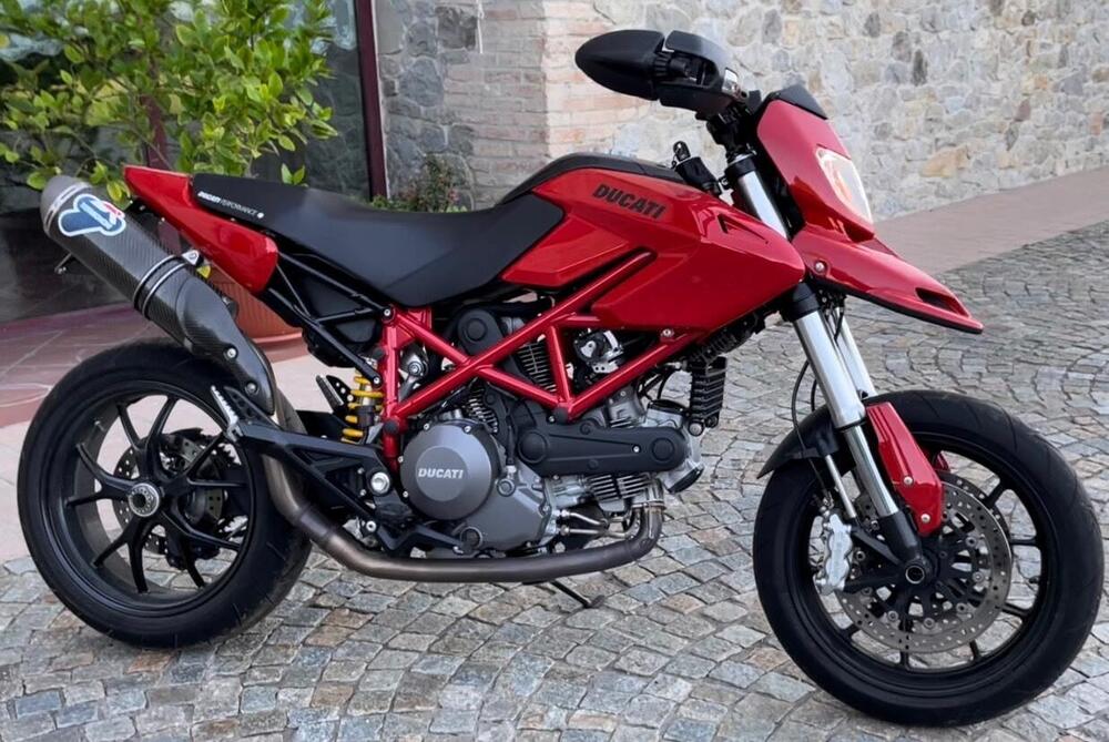 Ducati Hypermotard 796 (2012) (2)