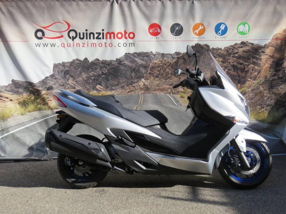 Suzuki Burgman 400 (2022 - 25)