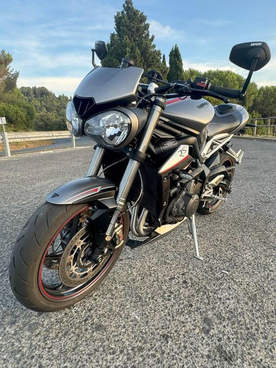 Triumph Street Triple RS (2017 - 19) (4)