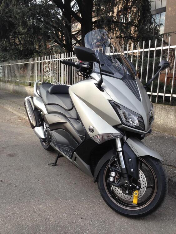 Yamaha T-Max 530 ABS (2015 - 17) (2)