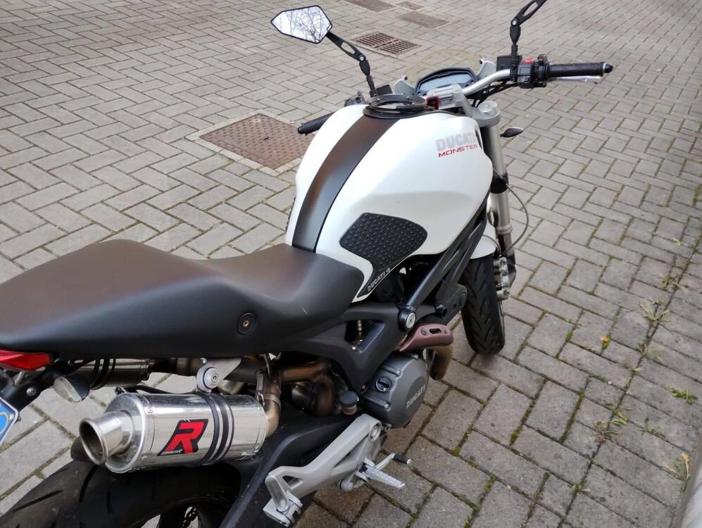 Ducati Monster 696 ABS (2009 - 14) (2)