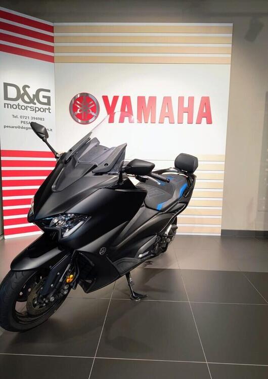 Yamaha T-Max 560 (2020 - 21) (3)