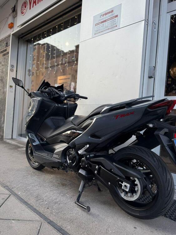 Yamaha T-Max 560 Tech Max (2021) (5)