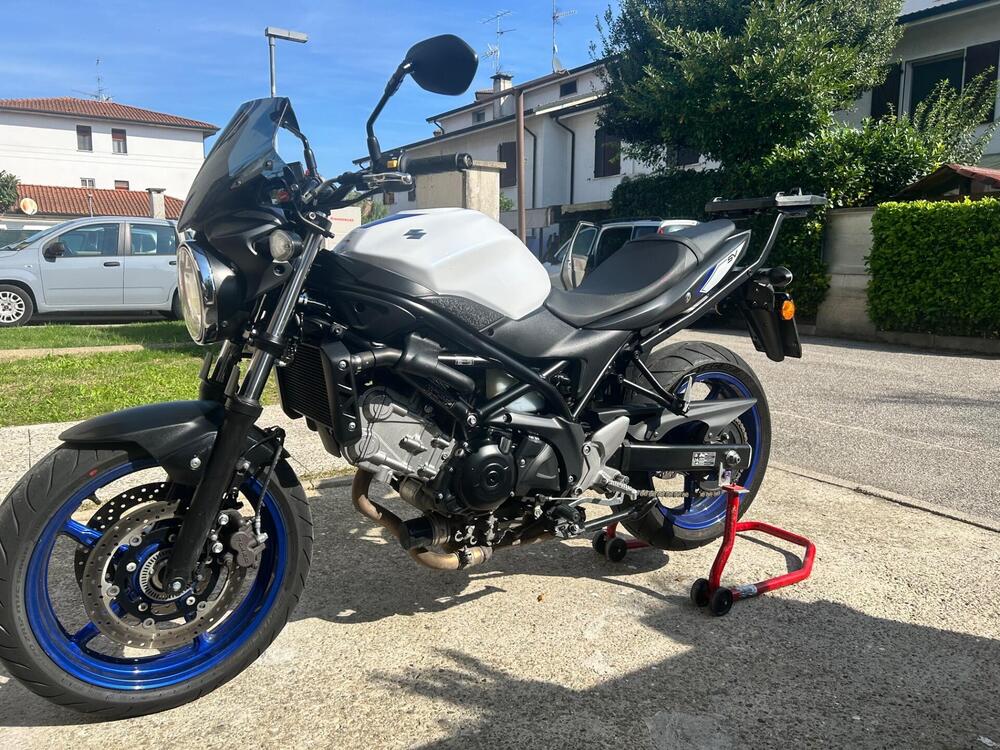 Suzuki SV 650 (2016 - 20) (2)